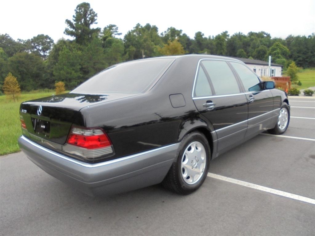 Mercedes-Benz S Class S420V 4D Sedan 1995