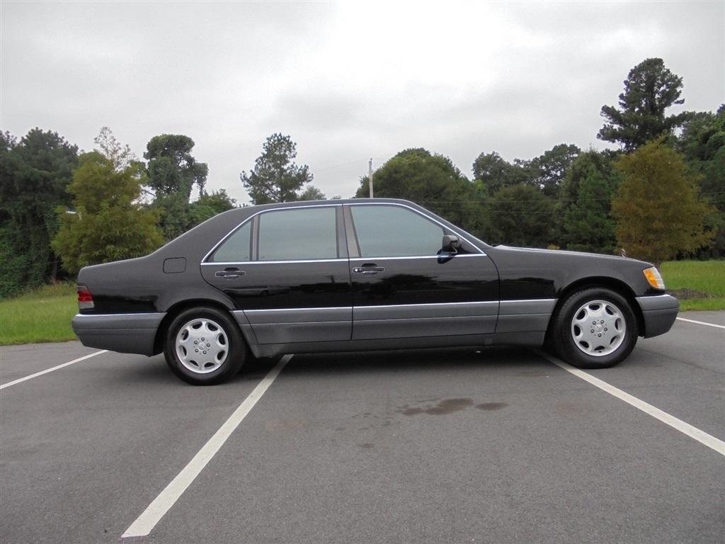 Mercedes-Benz S Class S420V 4D Sedan 1995