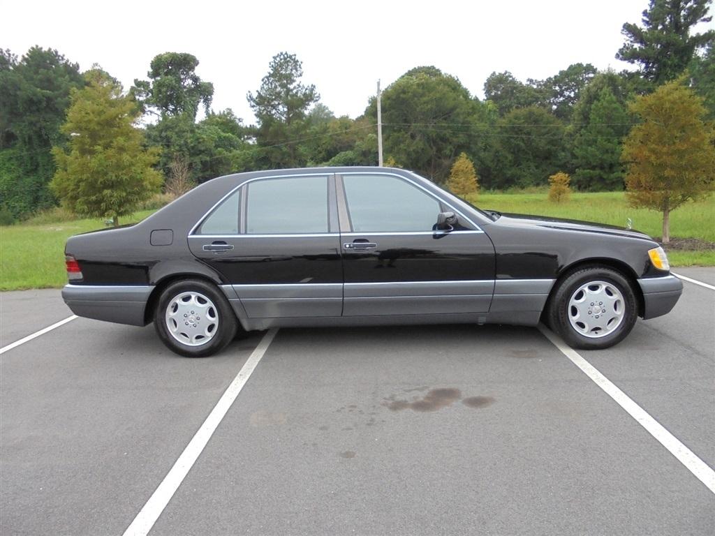 Mercedes-Benz S Class S420V 4D Sedan 1995