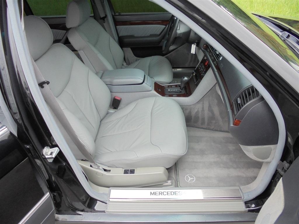 Mercedes-Benz S Class S420V 4D Sedan 1995