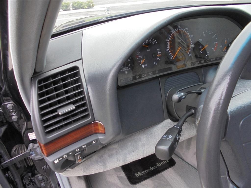 Mercedes-Benz S Class S420V 4D Sedan 1995