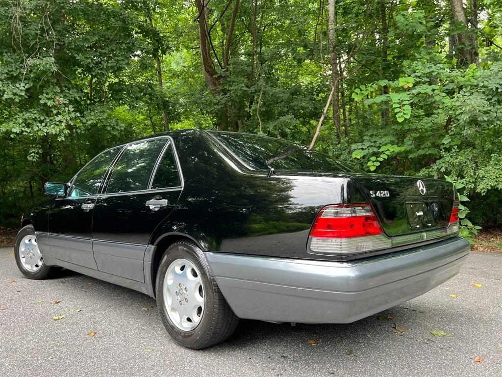 Mercedes-Benz S Class S420V 4D Sedan 1995