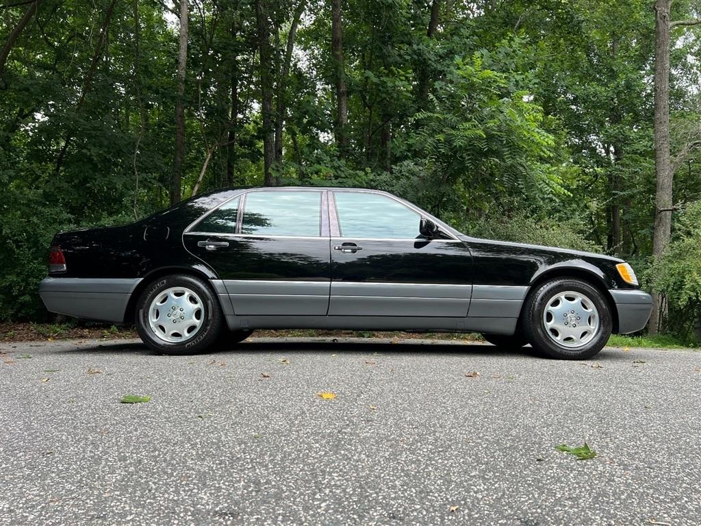 Mercedes-Benz S Class S420V 4D Sedan 1995
