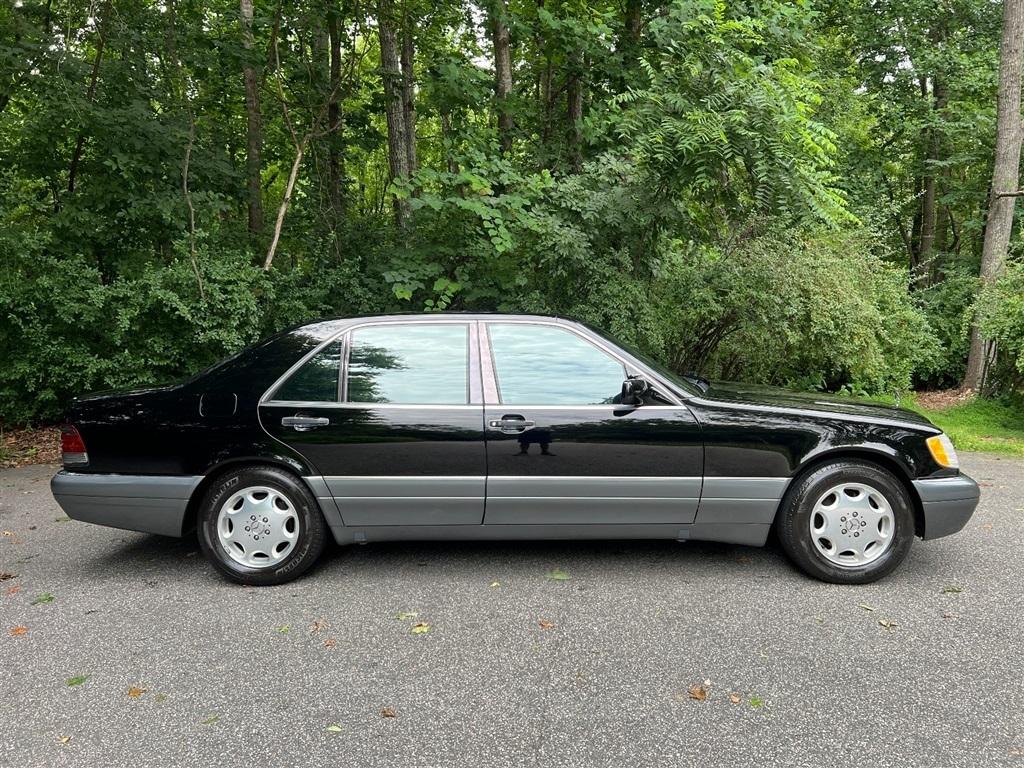 Mercedes-Benz S Class S420V 4D Sedan 1995