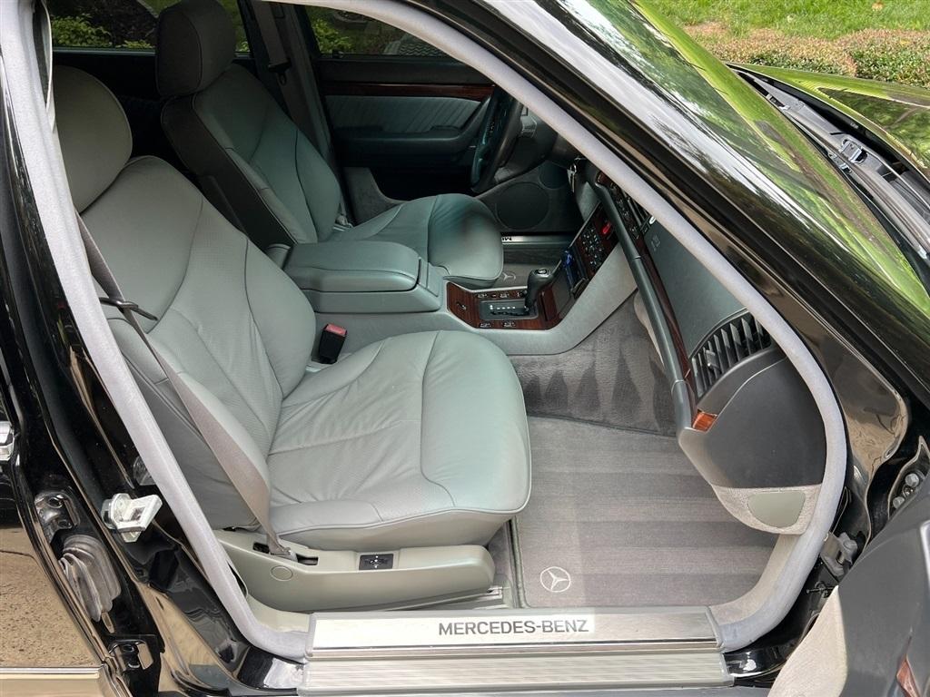 Mercedes-Benz S Class S420V 4D Sedan 1995