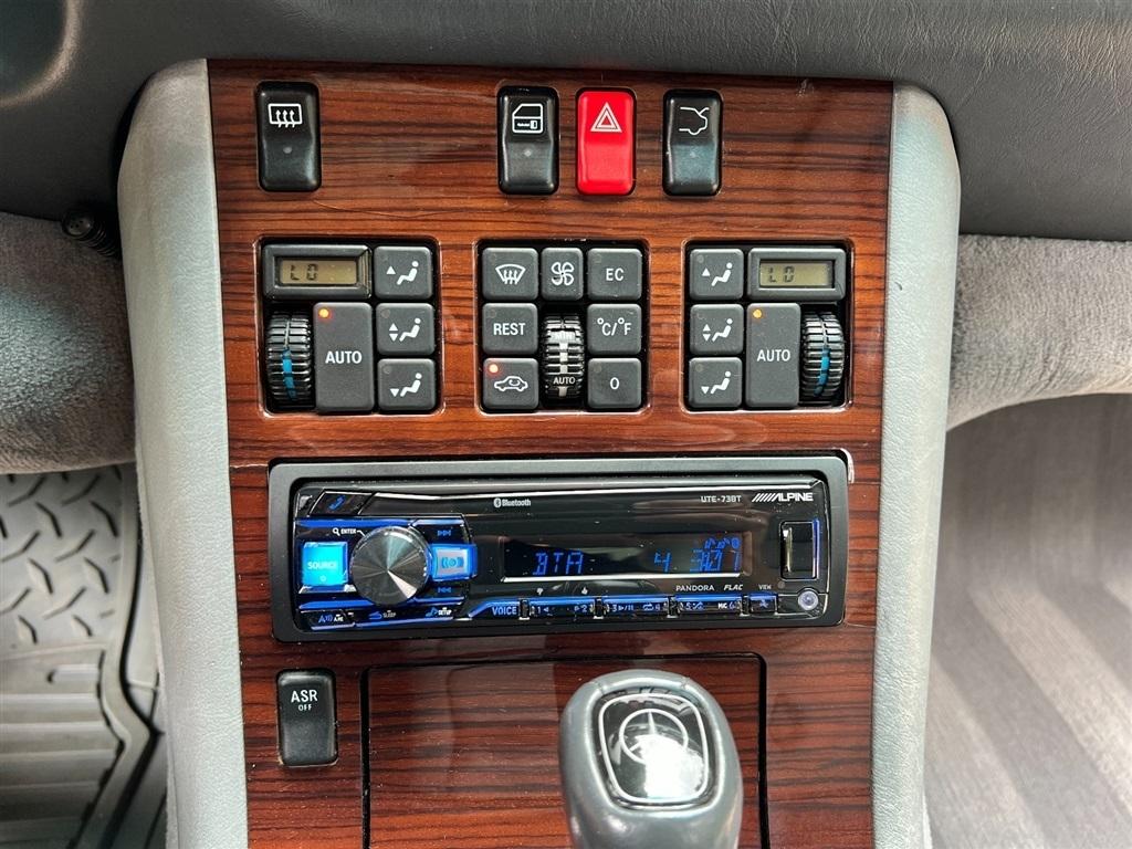 Mercedes-Benz S Class S420V 4D Sedan 1995