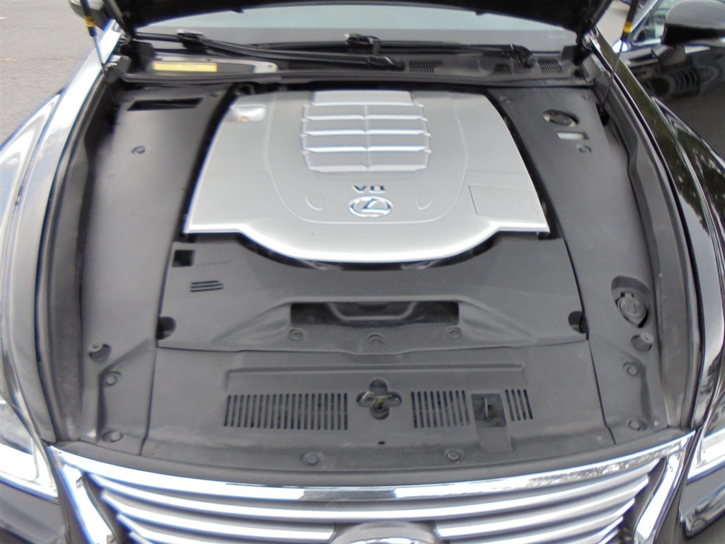 Lexus LS 460 4dr Sdn AWD 2013 Lexus LS 460 4dr Sdn AWD 2013