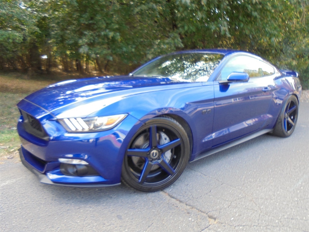 Ford Mustang 2dr Fastback GT Premium 2016 Ford Mustang 2dr Fastback GT Premium 2016