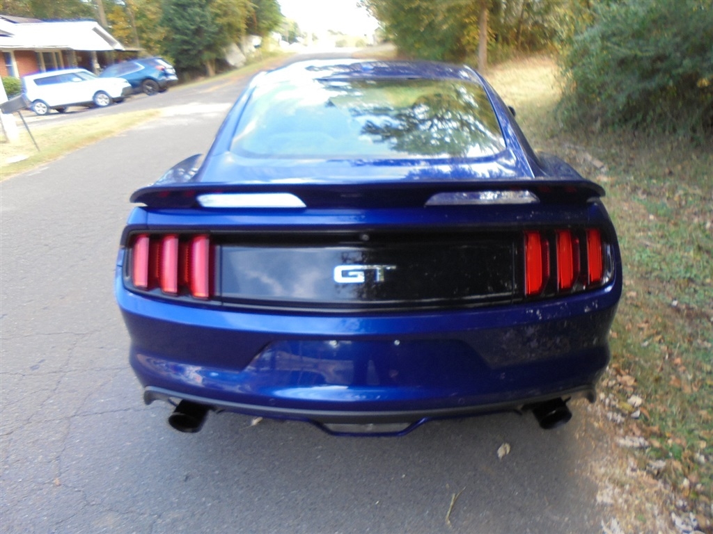 Ford Mustang 2dr Fastback GT Premium 2016 Ford Mustang 2dr Fastback GT Premium 2016