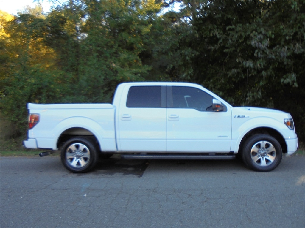 Ford F-150 2WD SuperCrew 145" FX2 2011 Ford F-150 2WD SuperCrew 145" FX2 2011