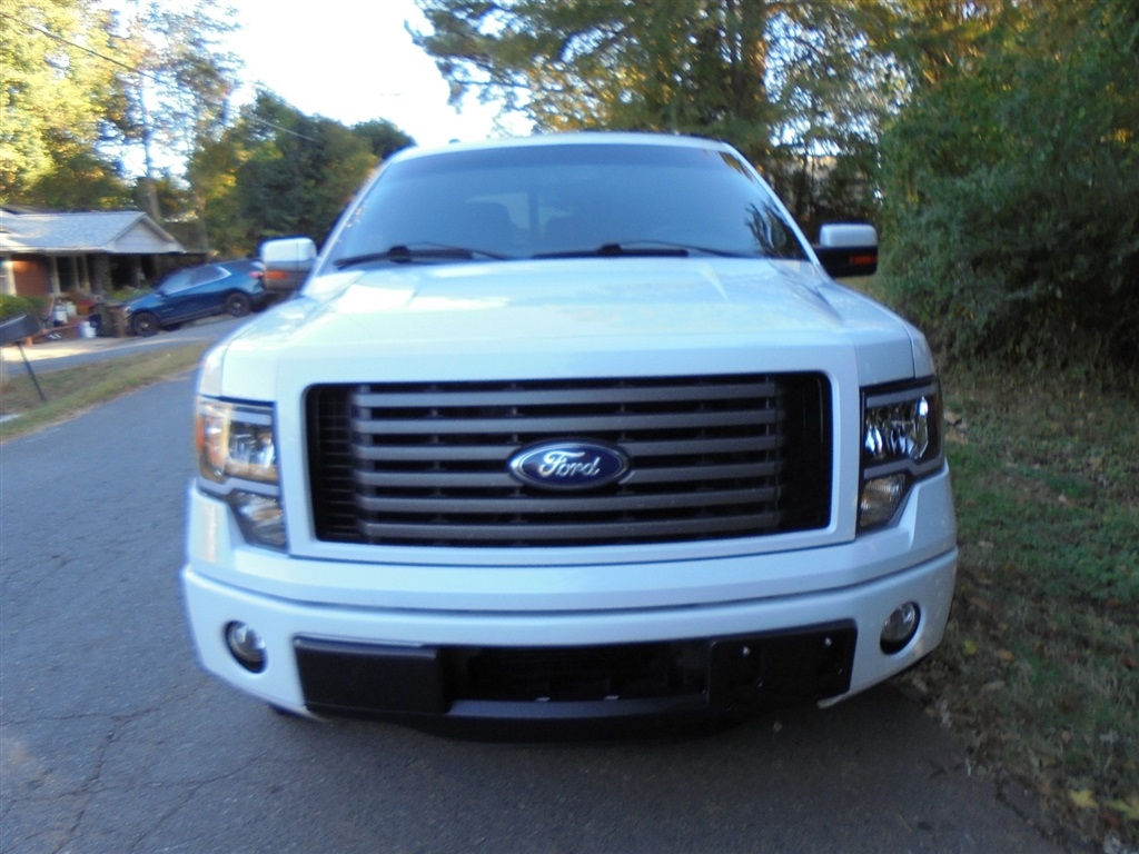 Ford F-150 2WD SuperCrew 145" FX2 2011 Ford F-150 2WD SuperCrew 145" FX2 2011