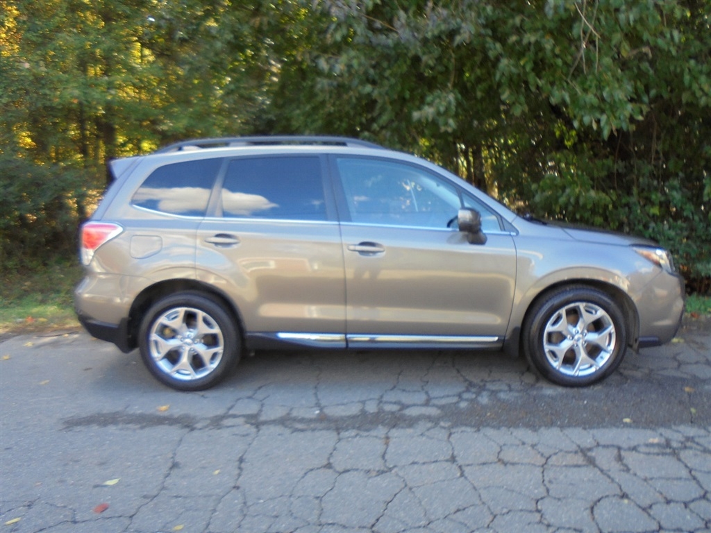 Subaru Forester 2.5i Touring CVT 2018 Subaru Forester 2.5i Touring CVT 2018