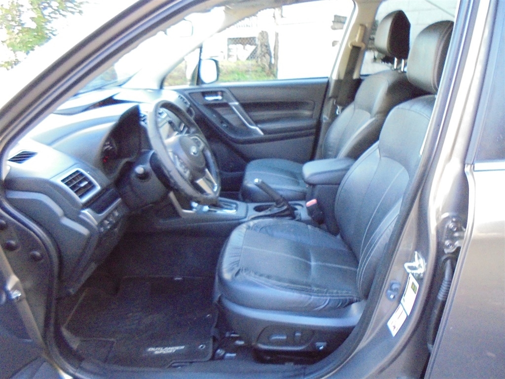 Subaru Forester 2.5i Touring CVT 2018 Subaru Forester 2.5i Touring CVT 2018