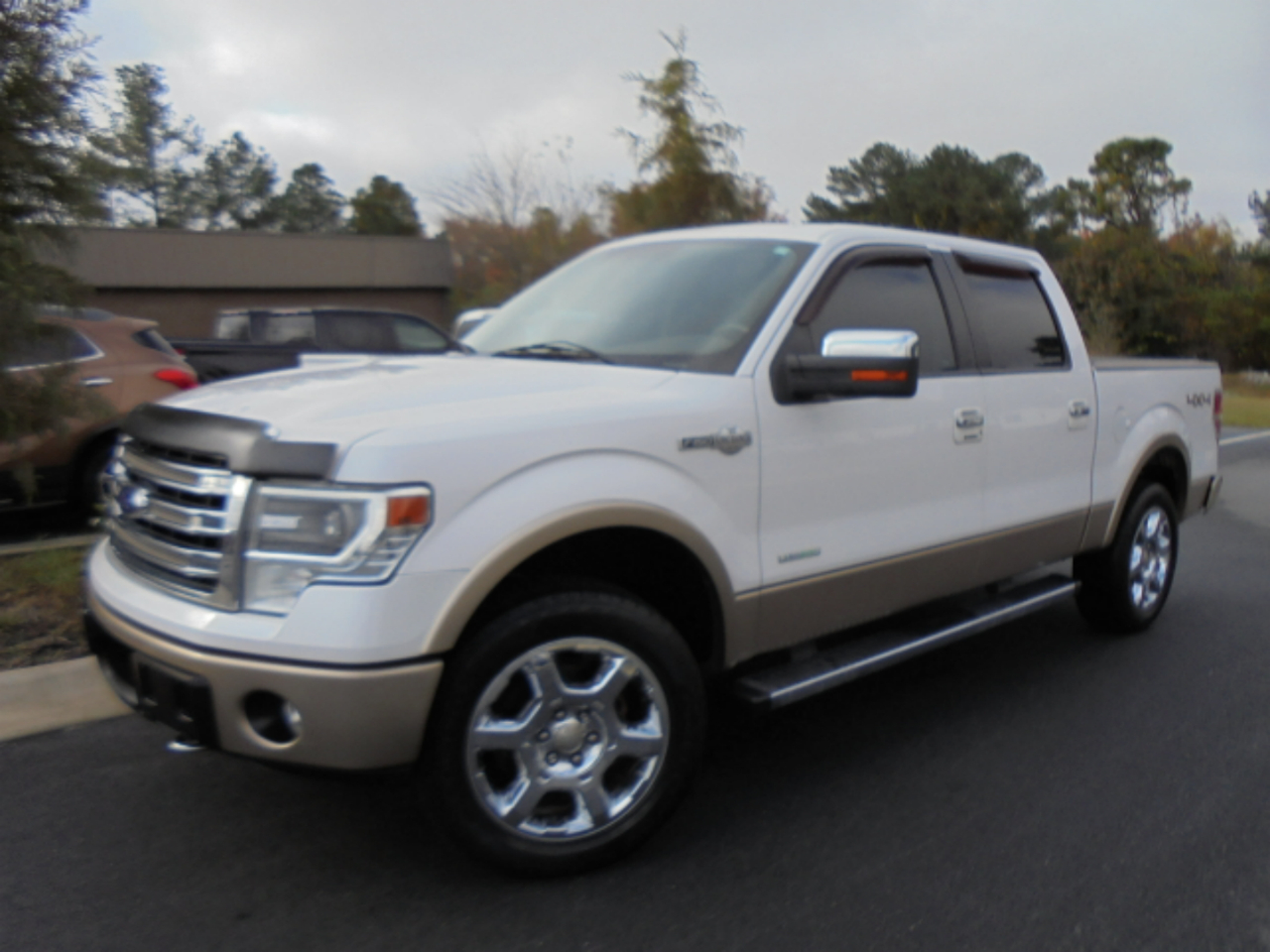 2013 Ford F-150 4WD SuperCrew 145" King Ranch
