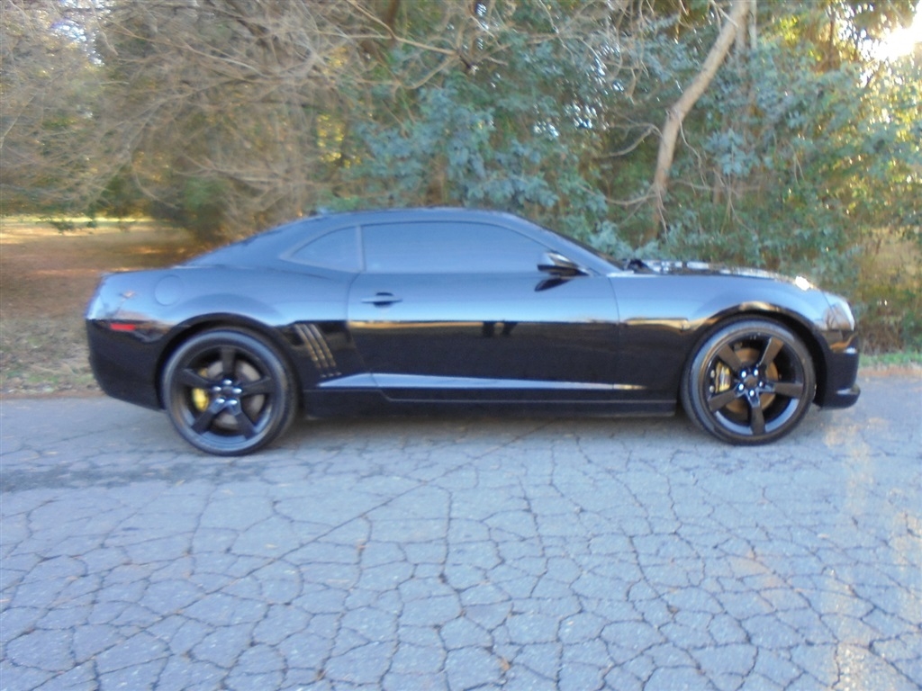 Chevrolet Camaro 2dr Cpe 2SS 2012