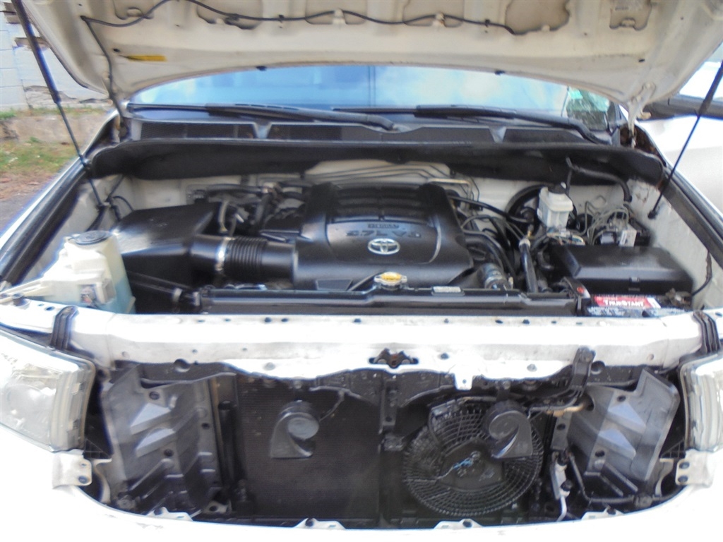 Toyota Sequoia RWD 5.7L Platinum (Natl) 2012