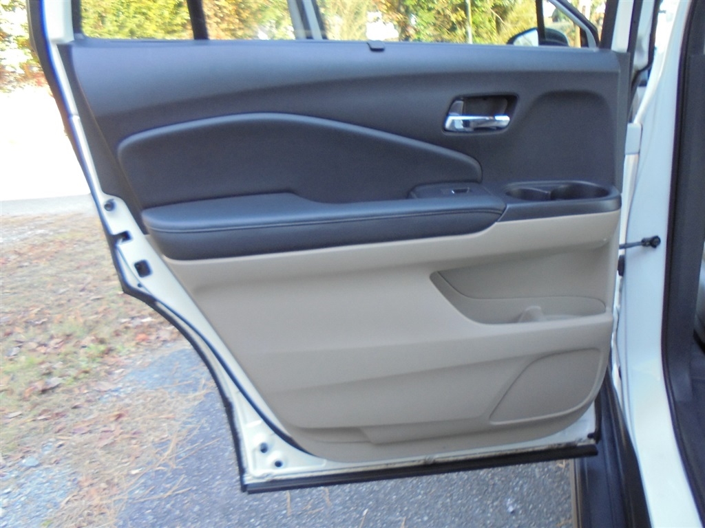 Honda Pilot AWD 4dr EX-L w/RES 2016