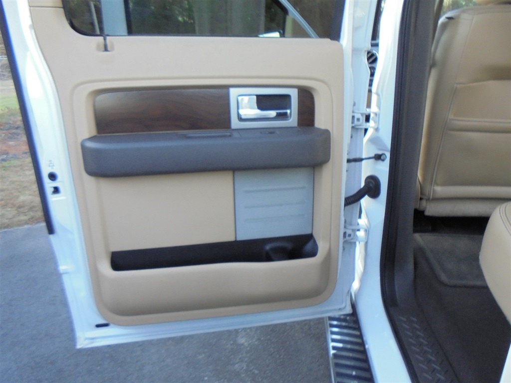 Ford F-150 2WD SuperCrew 145" Platinum 2012