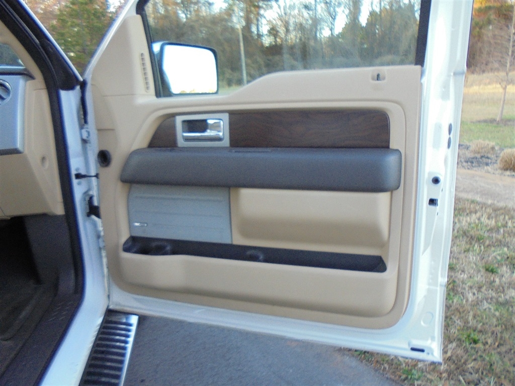 Ford F-150 2WD SuperCrew 145" Platinum 2012