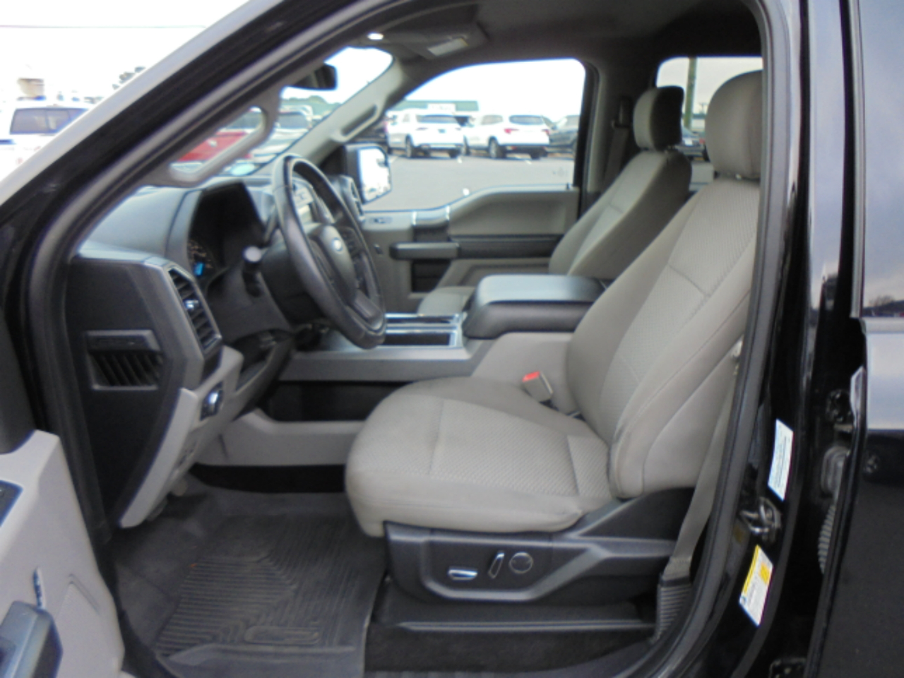 Ford F-150 XLT 4WD SuperCrew 5.5' Box 2018