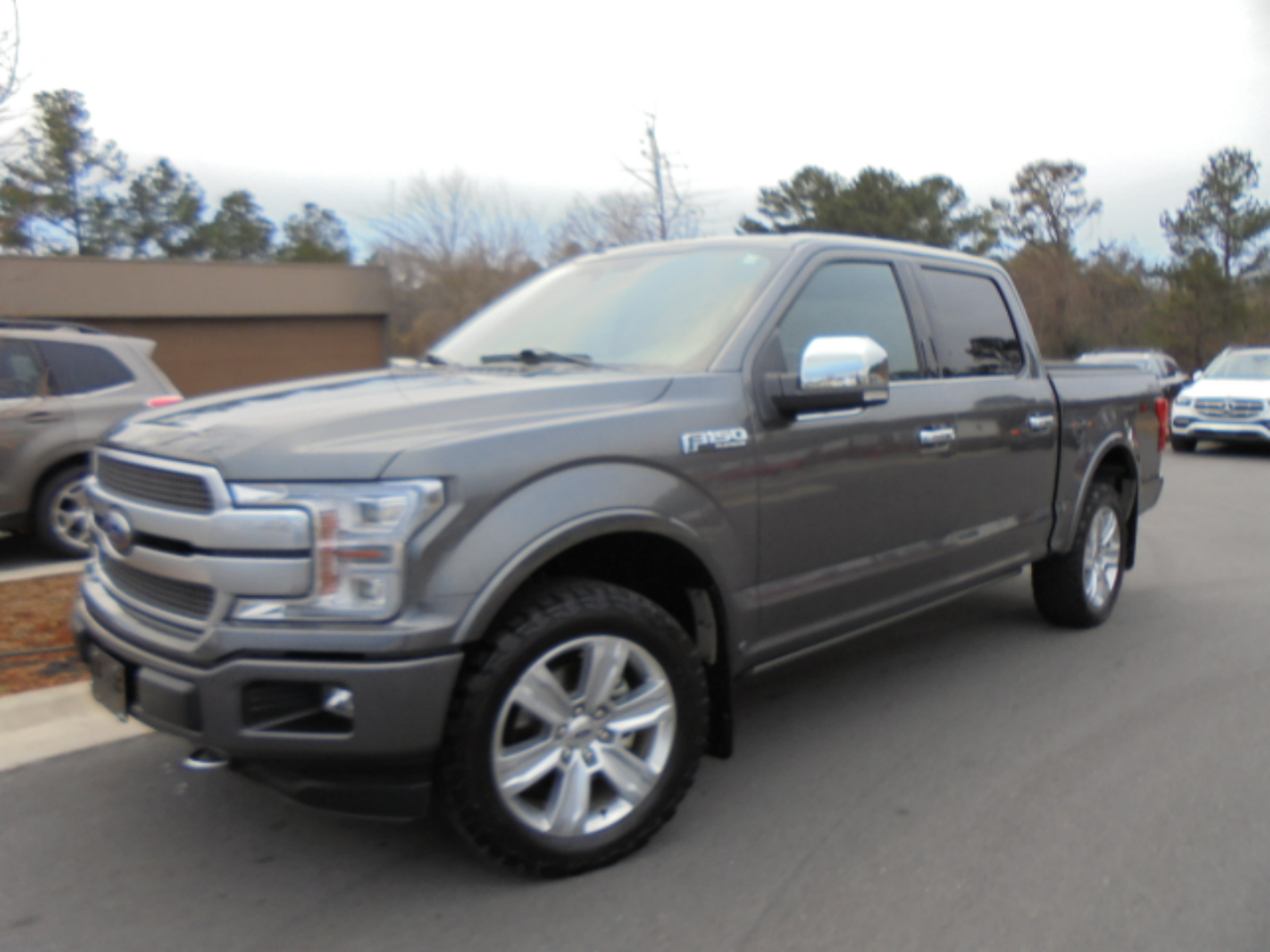 2018 Ford F-150 4WD SuperCrew 145" Platinum