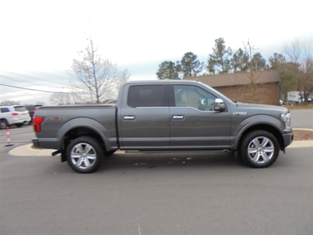 Ford F-150 4WD SuperCrew 145" Platinum 2018