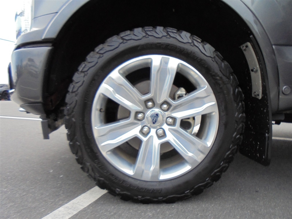 Ford F-150 4WD SuperCrew 145" Platinum 2018