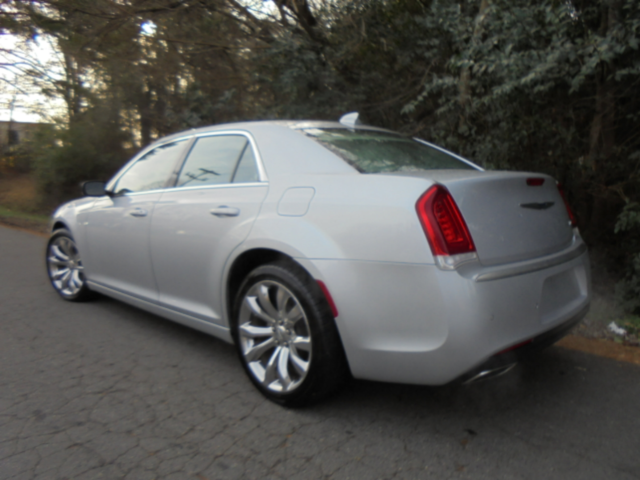 Chrysler 300 Touring L RWD 2021