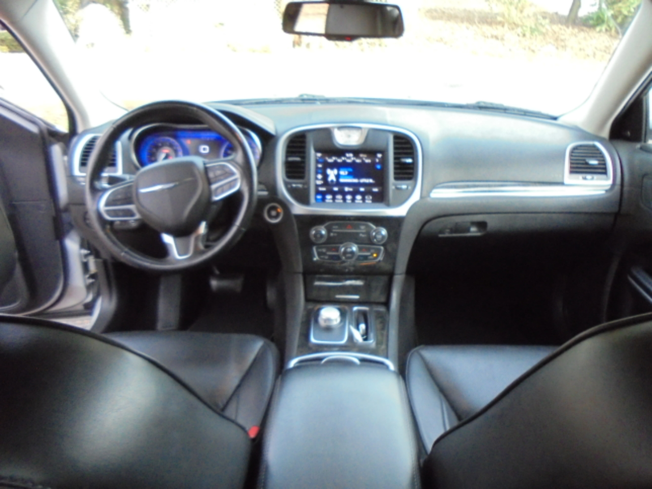 Chrysler 300 Touring L RWD 2021