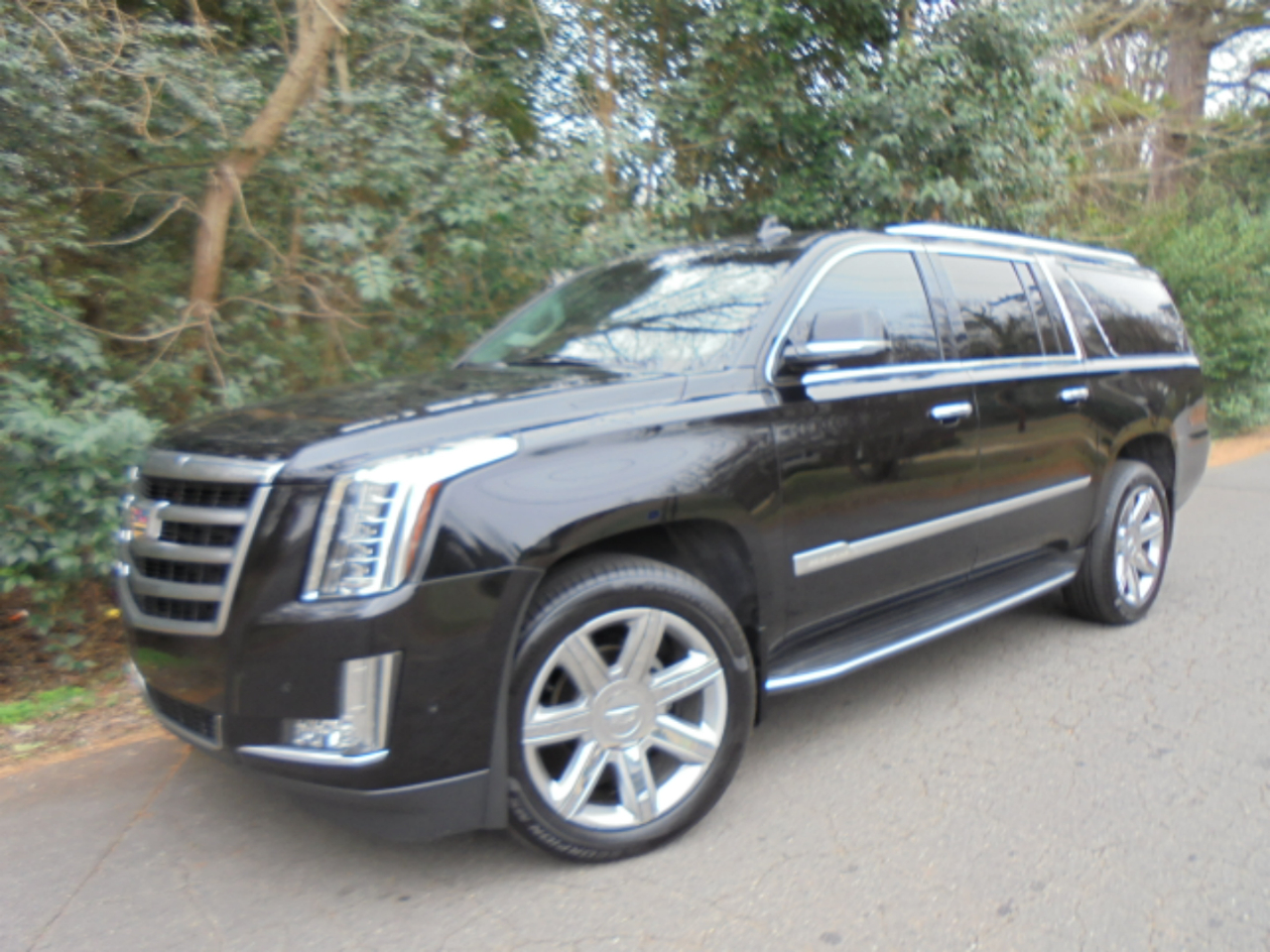 2019 Cadillac Escalade ESV 4WD 4dr Luxury