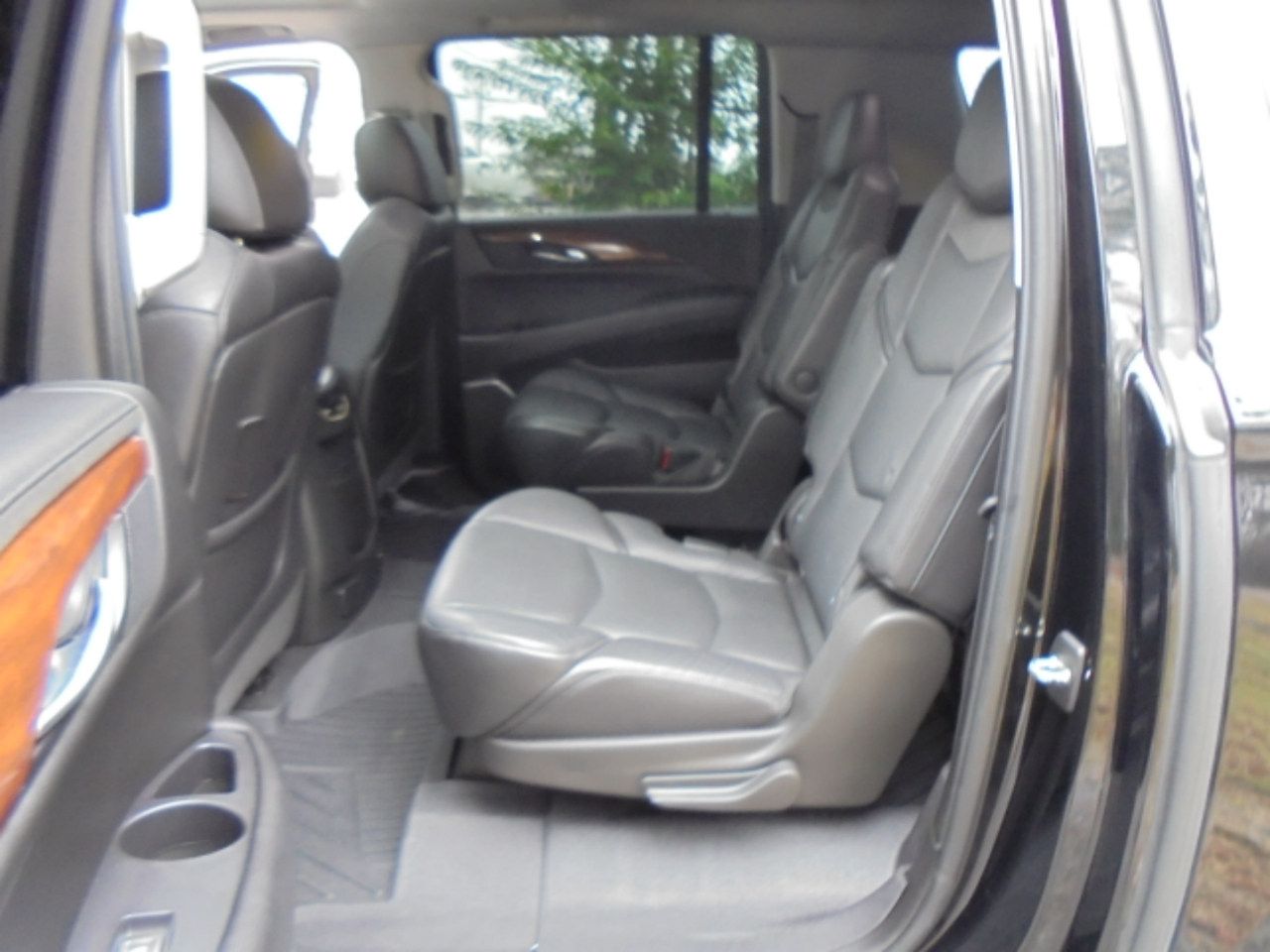 Cadillac Escalade ESV 4WD 4dr Luxury 2019