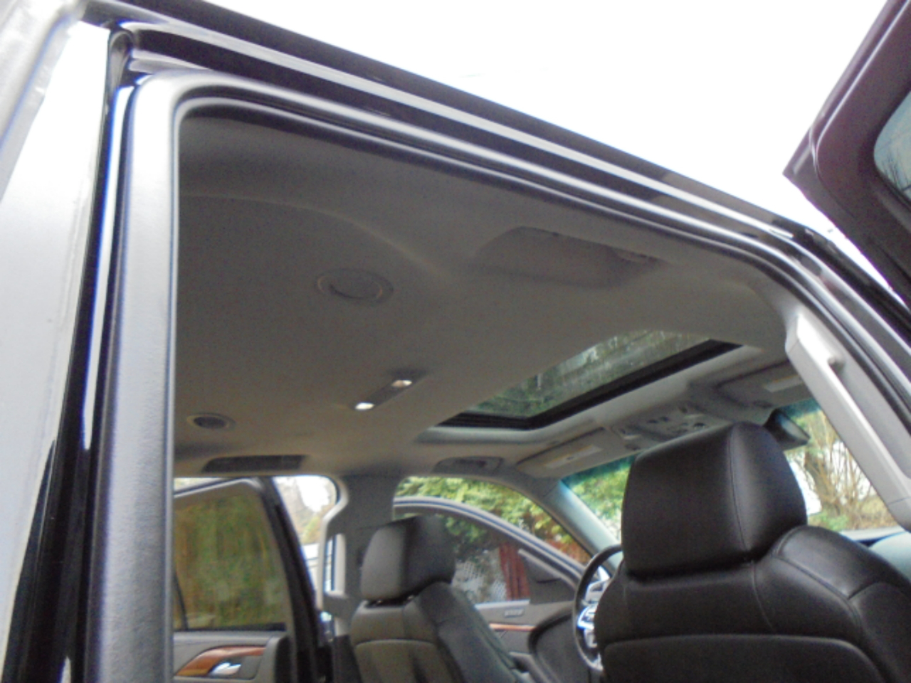 Cadillac Escalade ESV 4WD 4dr Luxury 2019