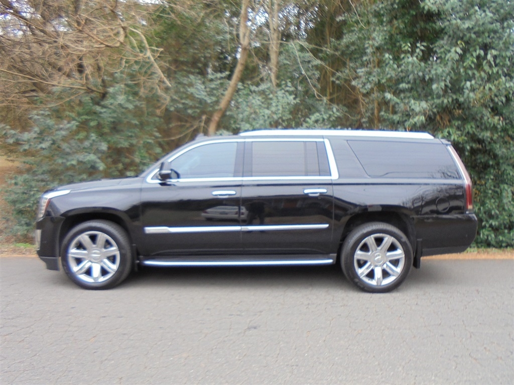 Cadillac Escalade ESV 4WD 4dr Luxury 2019