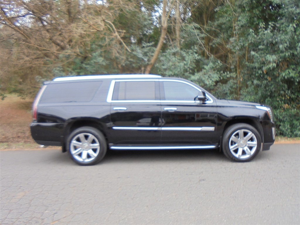 Cadillac Escalade ESV 4WD 4dr Luxury 2019