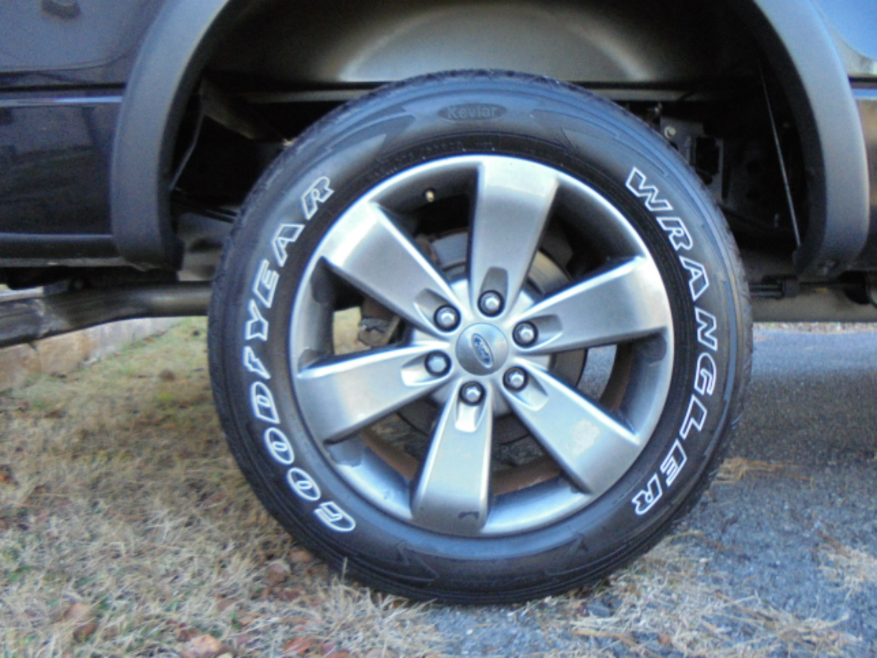 Ford F-150 4WD SuperCrew 145" FX4 2013