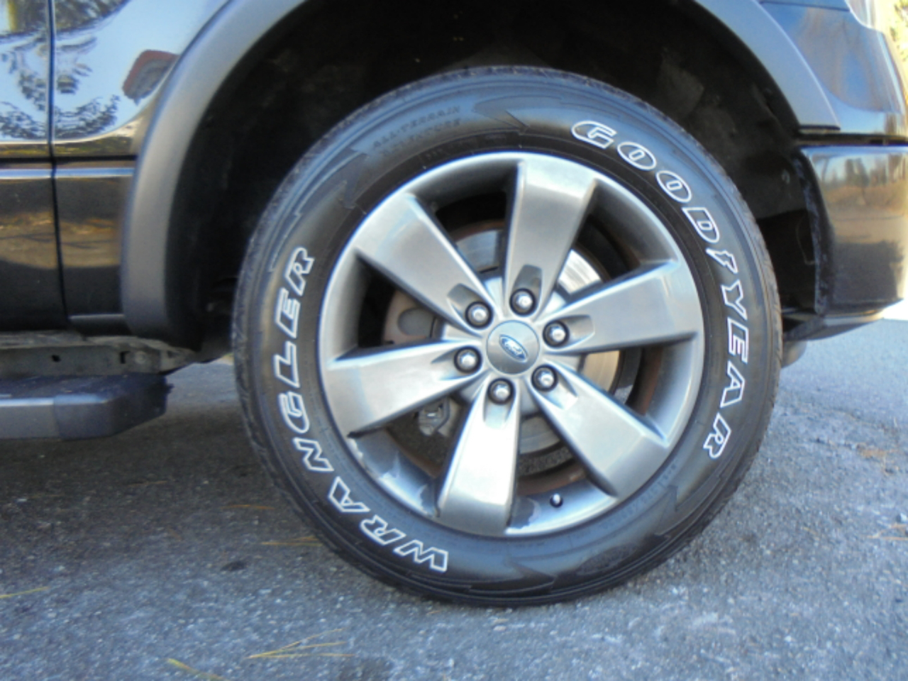 Ford F-150 4WD SuperCrew 145" FX4 2013