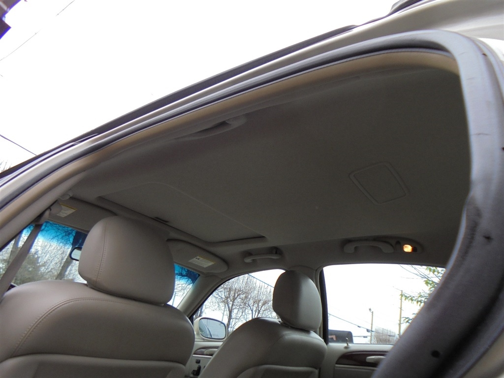 Lincoln Town Car 4dr Sdn Signature Limited 2005