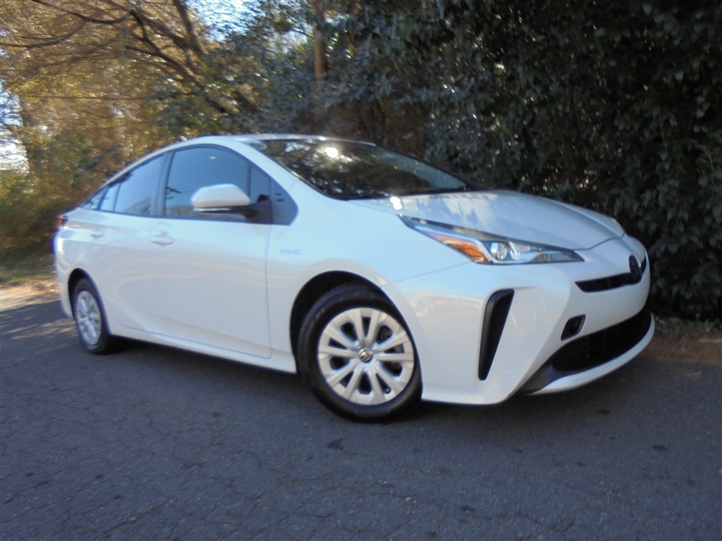 Toyota Prius L Eco (Natl) 2020