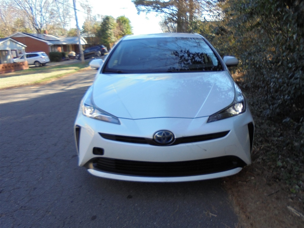 Toyota Prius L Eco (Natl) 2020