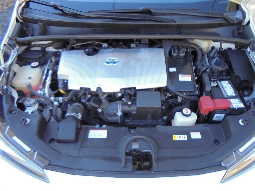 Toyota Prius L Eco (Natl) 2020