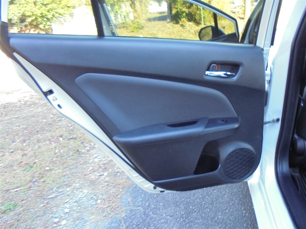 Toyota Prius L Eco (Natl) 2020