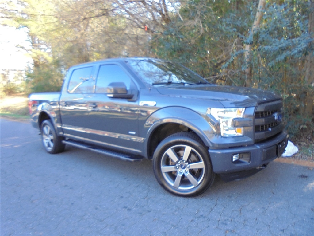 Ford F-150 4WD SuperCrew 145" Lariat 2016