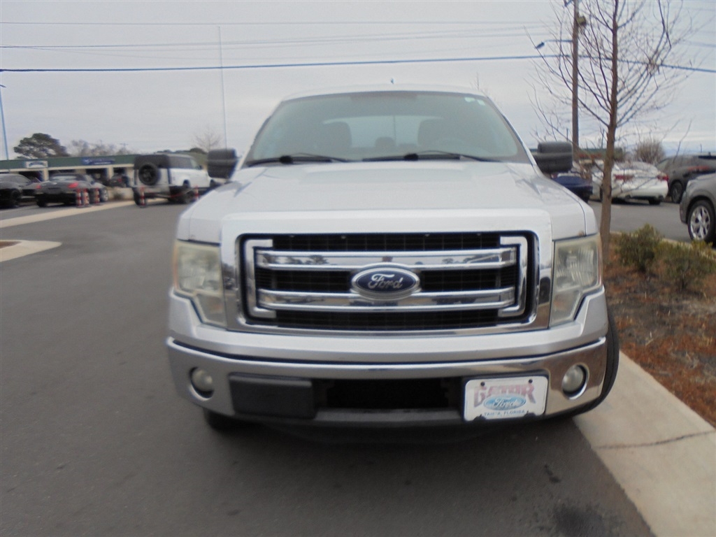 Ford F-150 2WD SuperCrew 145" XLT 2013