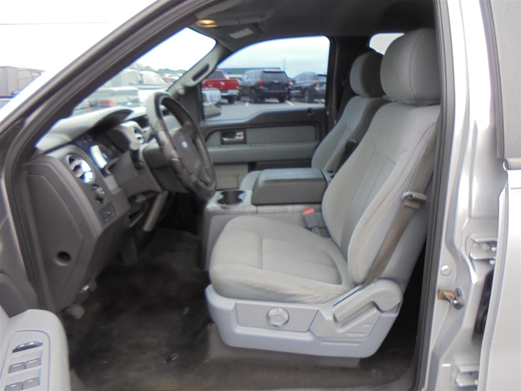 Ford F-150 2WD SuperCrew 145" XLT 2013