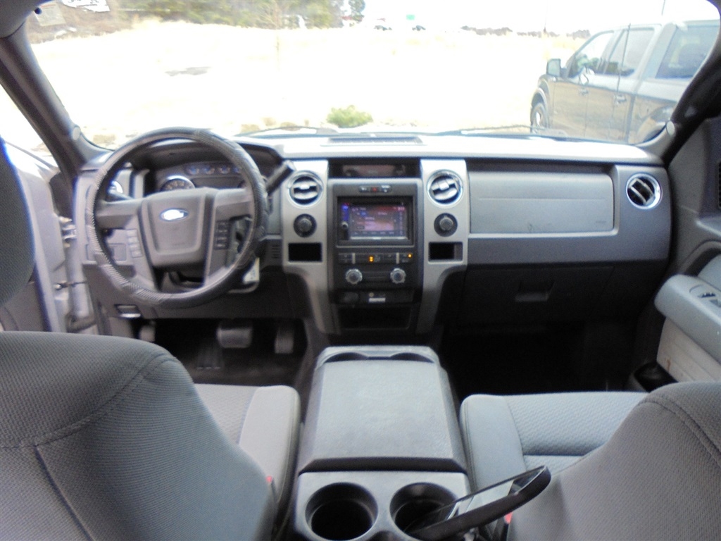 Ford F-150 2WD SuperCrew 145" XLT 2013