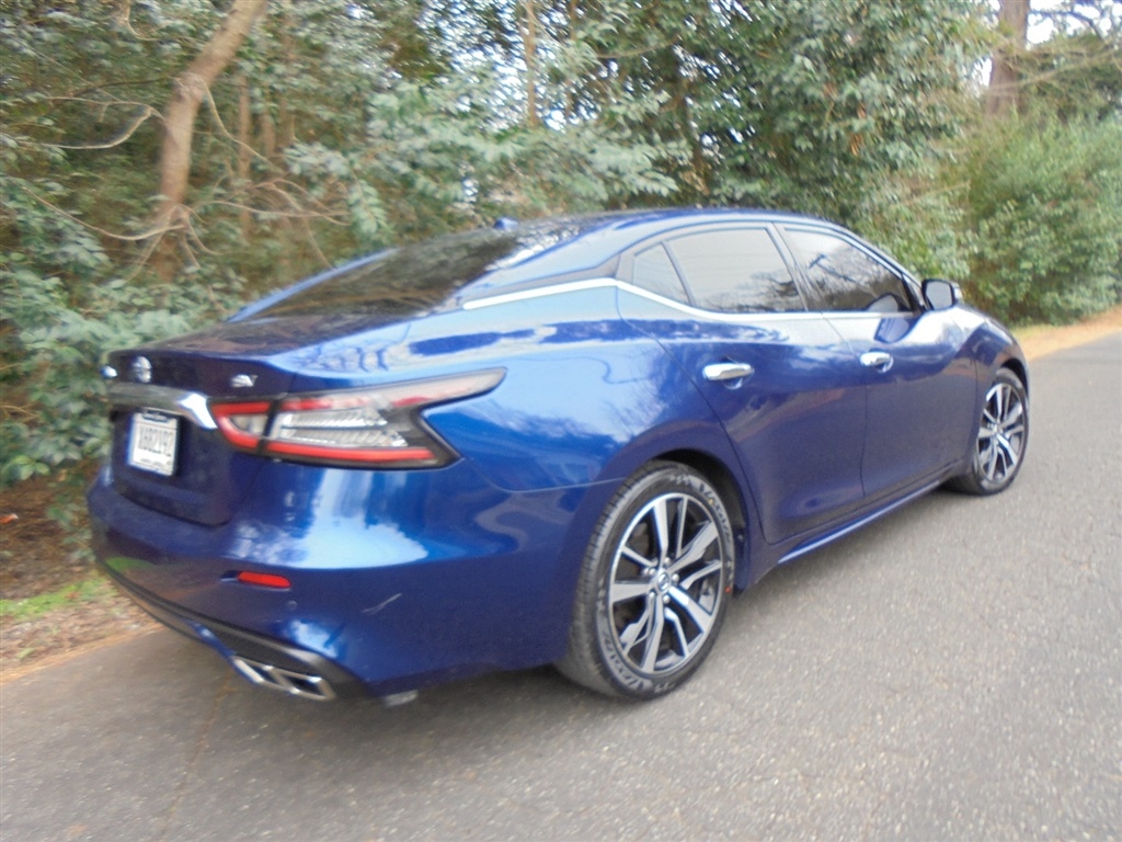 Nissan Maxima SV CVT 2022