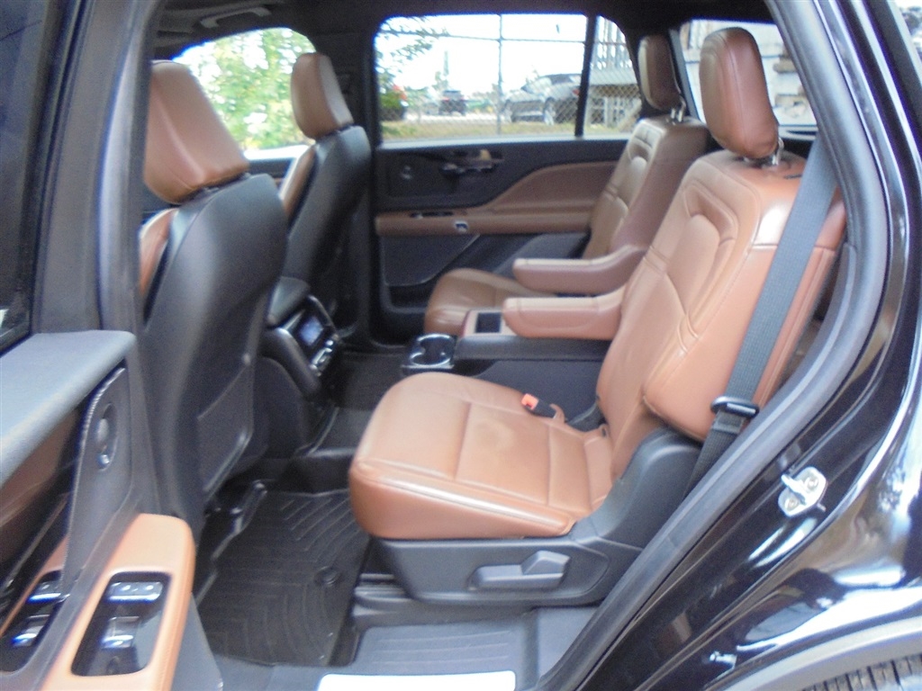 Lincoln Aviator Reserve AWD 2021