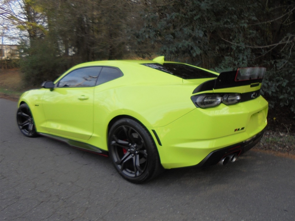 Chevrolet Camaro 2dr Cpe 1SS 2020