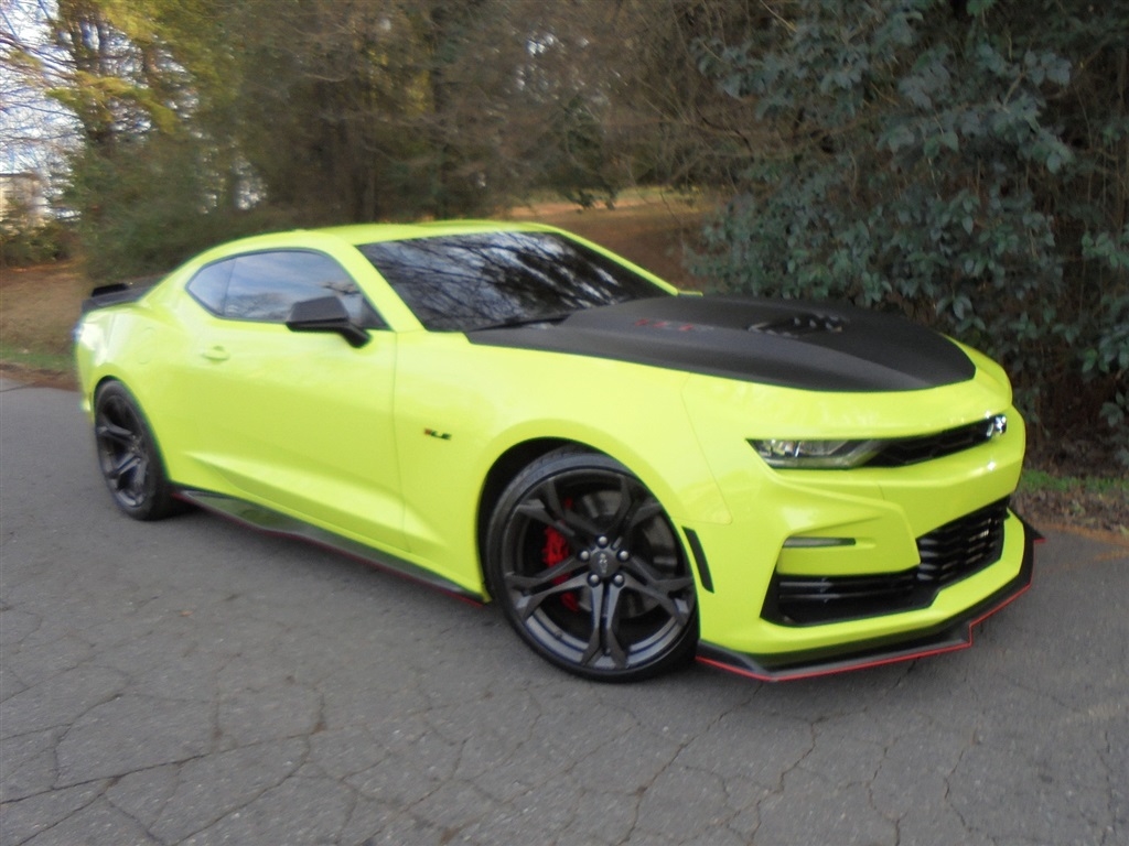 Chevrolet Camaro 2dr Cpe 1SS 2020