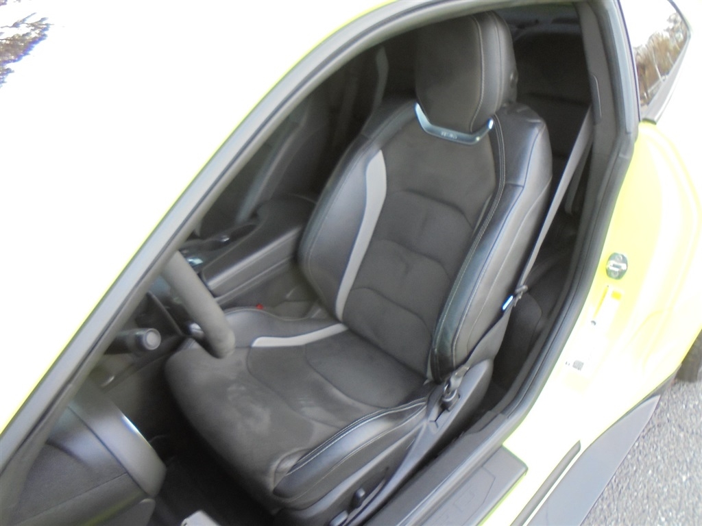 Chevrolet Camaro 2dr Cpe 1SS 2020